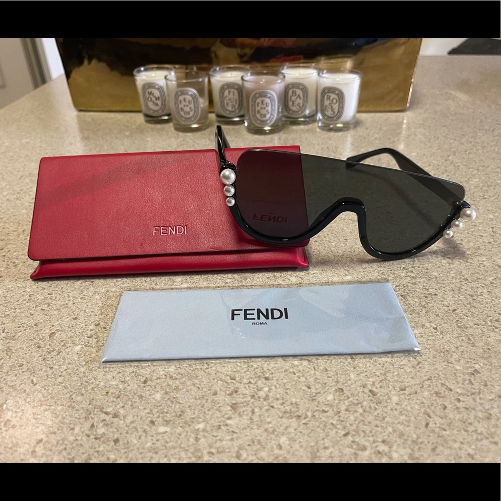 Fendi Pearl Shield Sunglasses brand new
